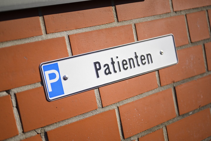 Parkplätze vor der Tür